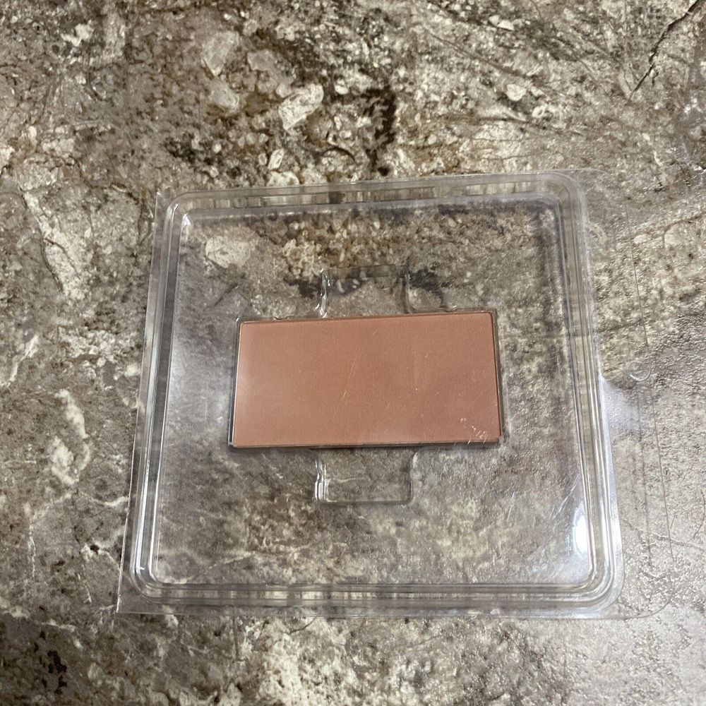 Calvin Klein Blush‎ Single Refill In Shade 05 Terra  New Rare